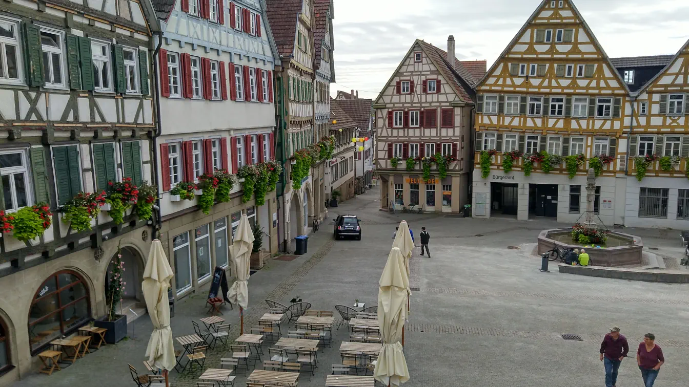 Bildtitel: Fachwerkhäuser am Marktplatz von Herrenberg