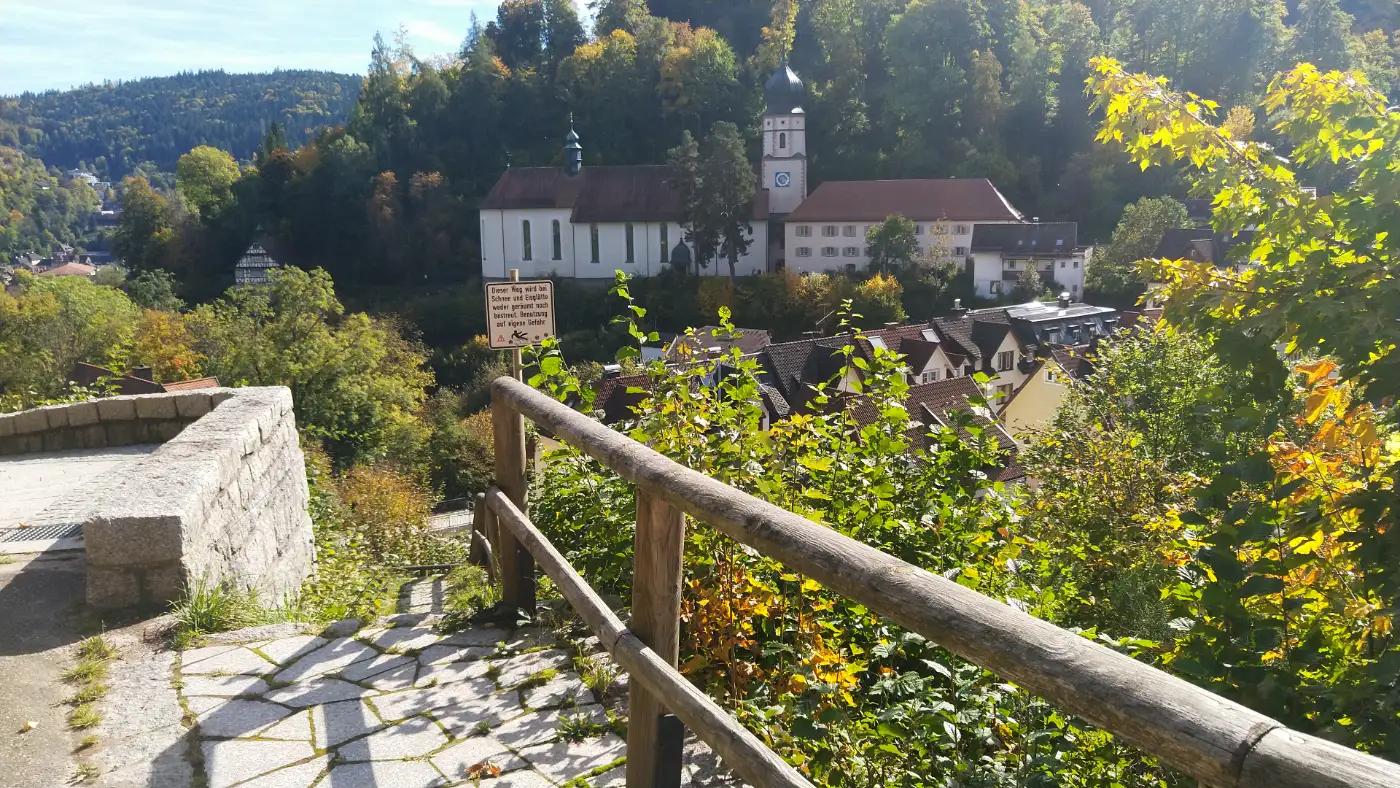 Bildtitel: Wallfahrtskirche Maria in der Tanne in Triberg im Schwarzwald