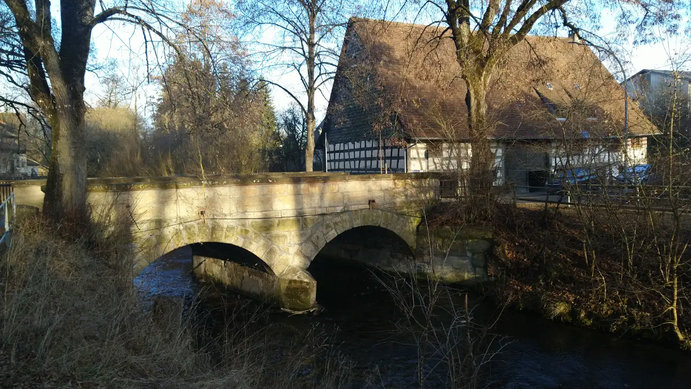 Bildtitel: Neckarbrücke Oberhofenstraße