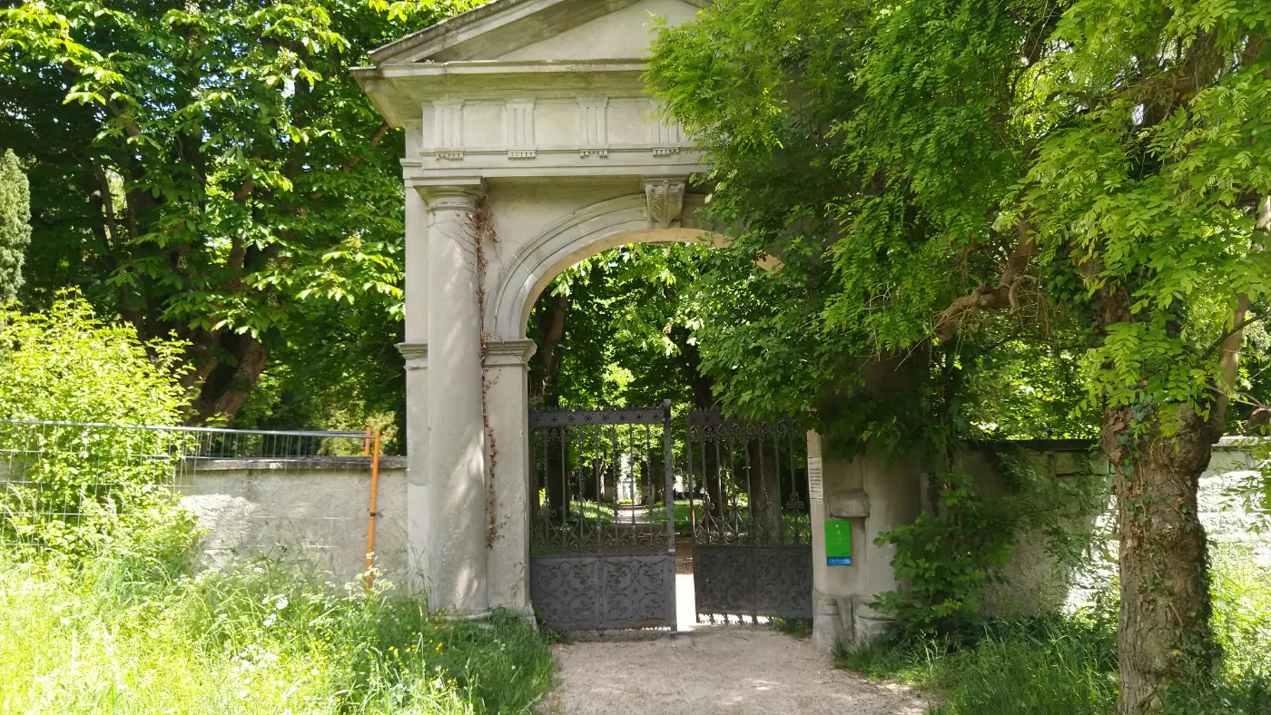 Bildtitel: Eingang zum Alten Friedhof Radolfzell