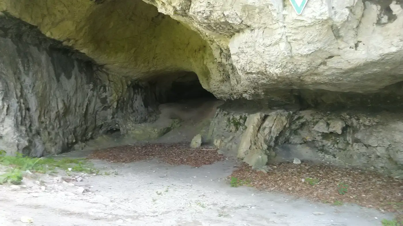 Bildtitel: Scheunenhöhle