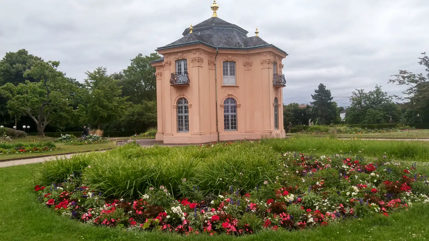 Bildtitel: Pagodenburg in Rastatt (erbaut 1722)