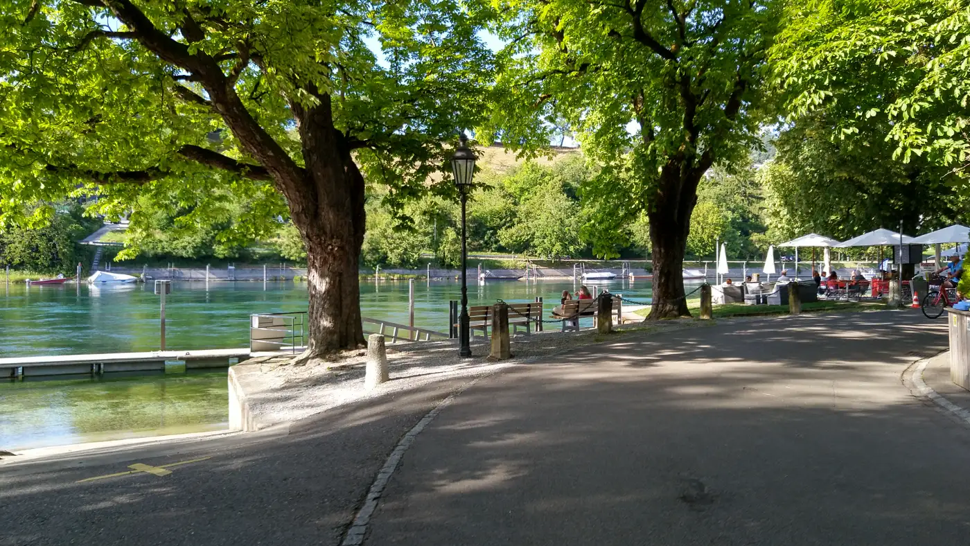 Bildtitel: Rheinpromenade in Diessenhofen
