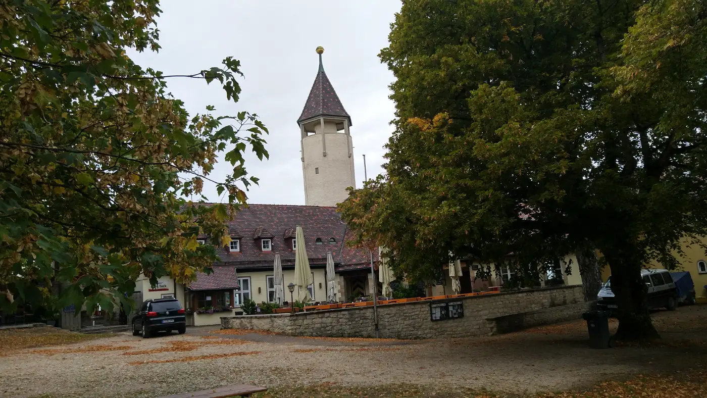 Bildtitel: Innenhof der Burg Teck