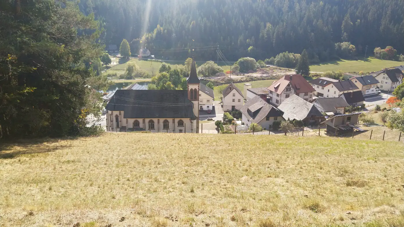 Bildtitel: katholische Pfarrkirche St. Johann in Hammereisenbach